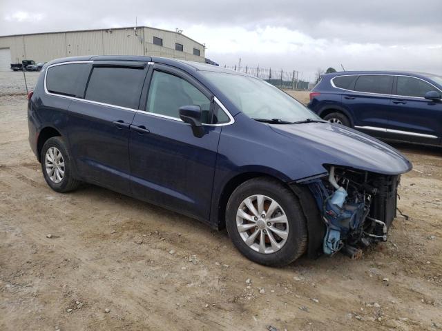 Photo 4 from auction – 2017 CHRYSLER PACIFICA T with VIN 2C4RC1DG5HR805103