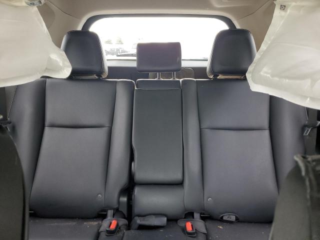 Photo 10 from auction – 2018 TOYOTA RAV4 LIMIT with VIN JTMYFREV0JJ152236
