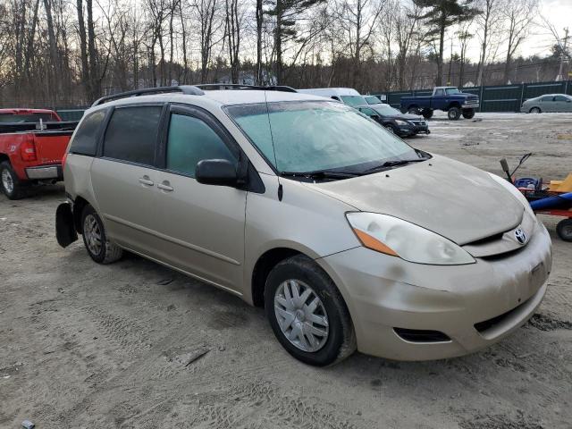 Photo 4 from auction – 2010 TOYOTA SIENNA CE with VIN 5TDKK4CC5AS305735