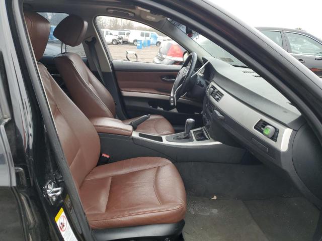 Photo 7 from auction – 2006 BMW 325 I with VIN WBAVB13566PT23592