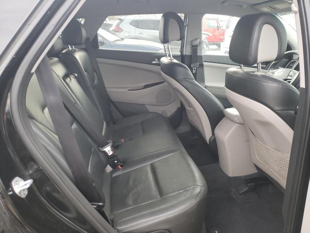 Photo 11 from auction – 2017 HYUNDAI TUCSON LIM with VIN KM8J3CA49HU589032