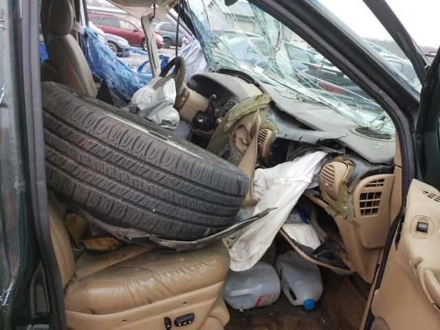 Photo 7 from auction – 2000 CHRYSLER TOWN & COU with VIN 1C4GP54L0YB590521