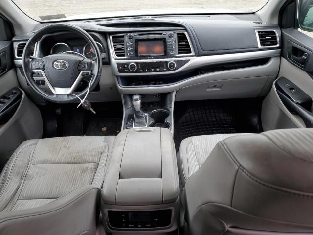 Foto 8 de la subasta – 2015 TOYOTA HIGHLANDER con VIN 5TDBKRFH9FS162414