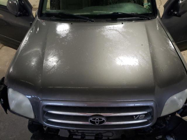 Photo 12 from auction – 2004 TOYOTA SEQUOIA LI with VIN 5TDBT48AX4S219989