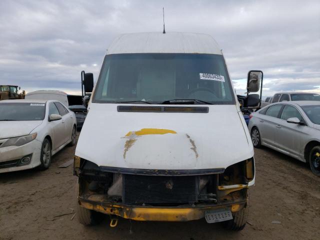 Photo 5 from auction – 2003 SPRINTER 2500 SPRIN with VIN WD2YD742X35559301