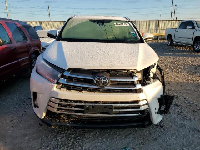 Photo 5 from auction – 2018 TOYOTA HIGHLANDER with VIN 5TDYZRFH0JS263839