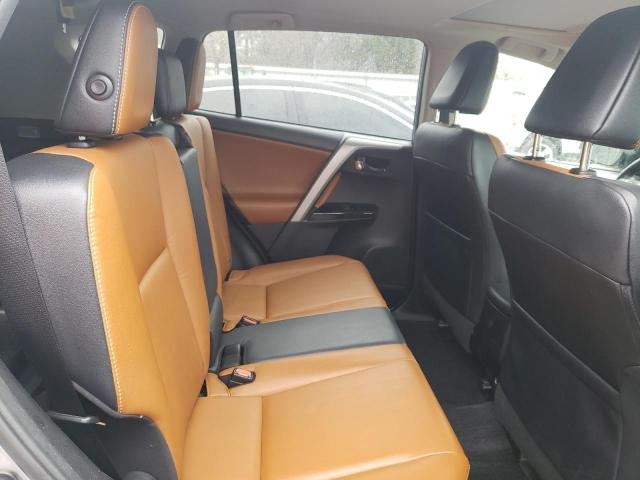 Photo 11 from auction – 2017 TOYOTA RAV4 LIMIT with VIN 2T3DFREV5HW642875