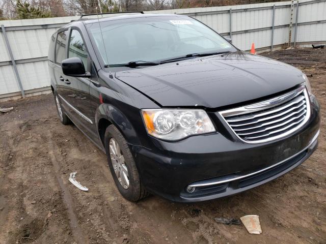 Photo 4 from auction – 2016 CHRYSLER TOWN & COU with VIN 2C4RC1BG9GR260265