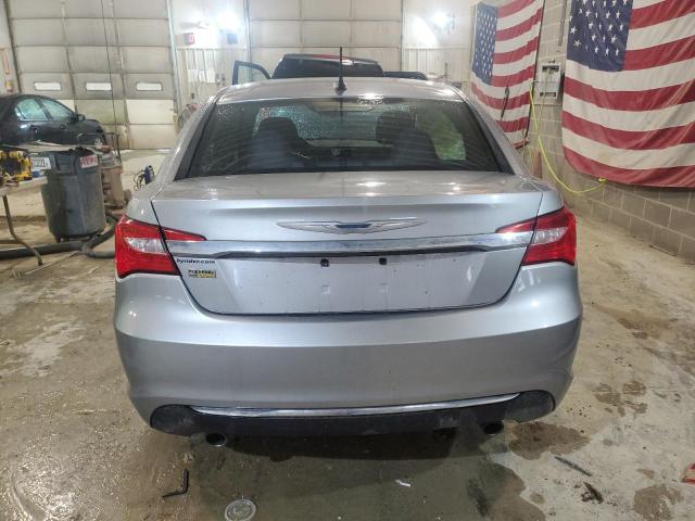 Photo 6 from auction – 2014 CHRYSLER 200 TOURIN with VIN 1C3CCBBG1EN145041