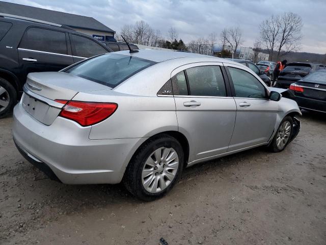Photo 3 from auction – 2012 CHRYSLER 200 LX with VIN 1C3CCBAB6CN305353