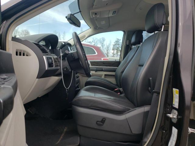 Photo 7 from auction – 2010 CHRYSLER TOWN & COU with VIN 2A4RR5D18AR299512