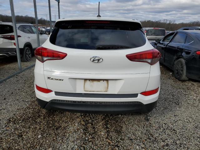 Photo 6 from auction – 2017 HYUNDAI TUCSON SE with VIN KM8J23A42HU580031
