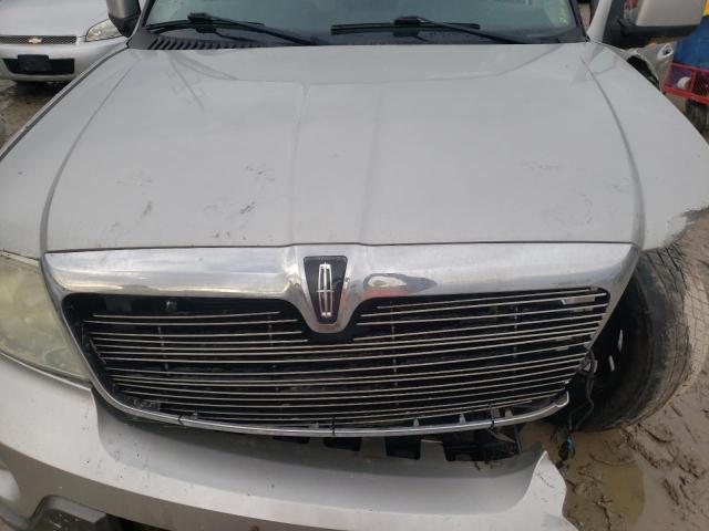 Photo 12 from auction – 2004 LINCOLN NAVIGATOR with VIN 5LMFU27R54LJ35504