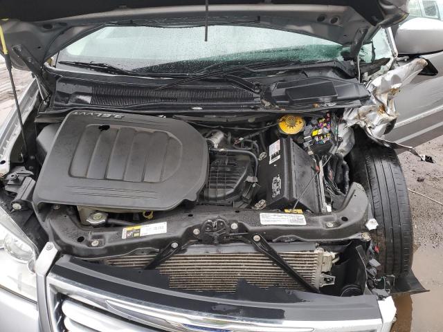 Photo 12 from auction – 2016 CHRYSLER TOWN & COU with VIN 2C4RC1BGXGR229817