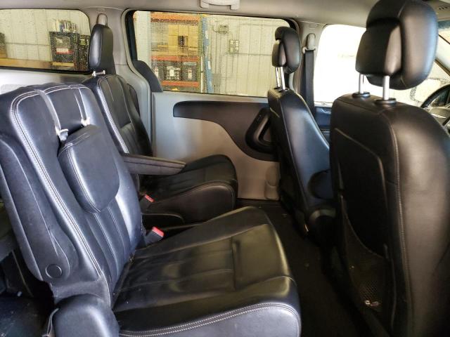 Photo 11 from auction – 2014 CHRYSLER TOWN & COU with VIN 2C4RC1BGXER292977