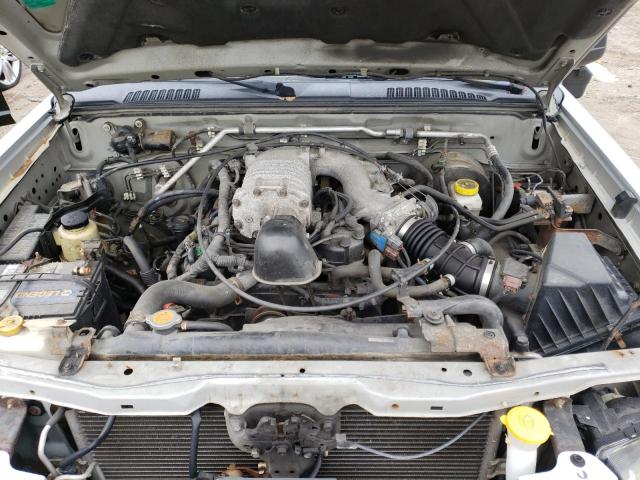 Photo 11 from auction – 2002 NISSAN FRONTIER C with VIN 1N6MD29YX2C379713
