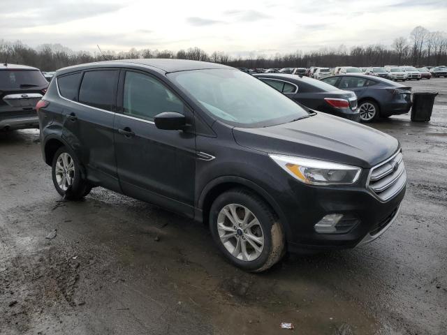 Photo 4 from auction – 2019 FORD ESCAPE SE with VIN 1FMCU9GD5KUA76268
