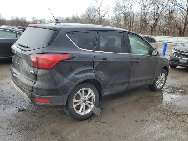 Photo 3 from auction – 2019 FORD ESCAPE SE with VIN 1FMCU9GD5KUA76268