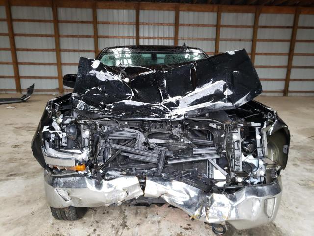 Photo 5 from auction – 2018 CHEVROLET SILVERADO with VIN 3GCUKREC9JG515322