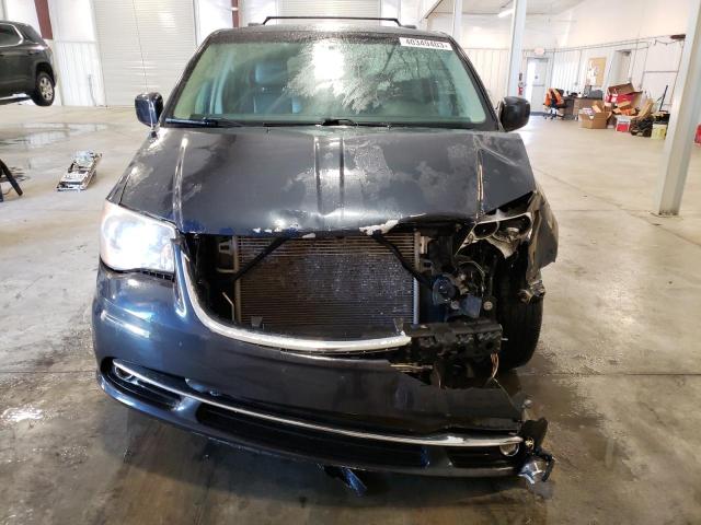 Photo 5 from auction – 2014 CHRYSLER TOWN & COU with VIN 2C4RC1BGXER292977