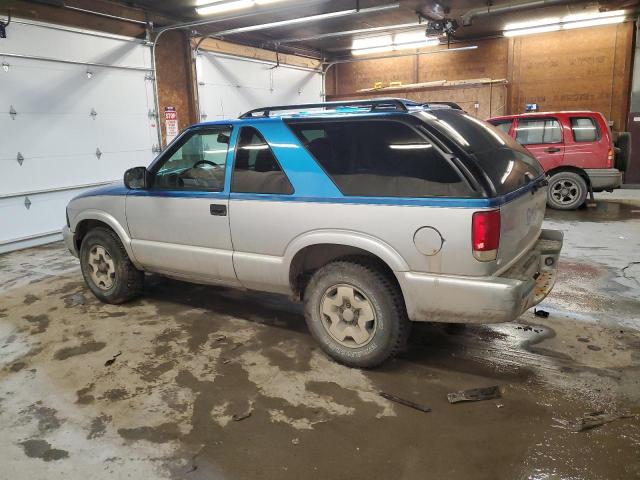 Photo 2 from auction – 1999 GMC JIMMY with VIN 1GKCT18W1XK520455