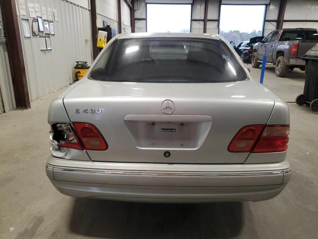 Photo 6 from auction – 2000 MERCEDES-BENZ E 430 with VIN WDBJF70J4YB123982