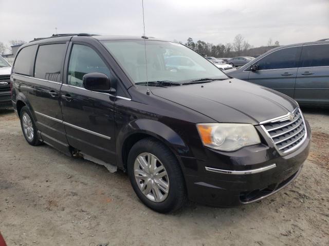 Photo 4 from auction – 2010 CHRYSLER TOWN & COU with VIN 2A4RR5D18AR299512