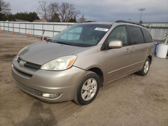 TOYOTA SIENNA XLE 2004 with VIN 5TDZA22C94S036618 - Photo from auction