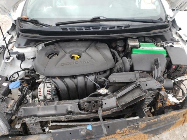 Photo 11 from auction – 2016 HYUNDAI ELANTRA SE with VIN 5NPDH4AE3GH656993