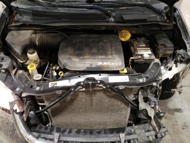 Photo 12 from auction – 2014 CHRYSLER TOWN & COU with VIN 2C4RC1BGXER292977