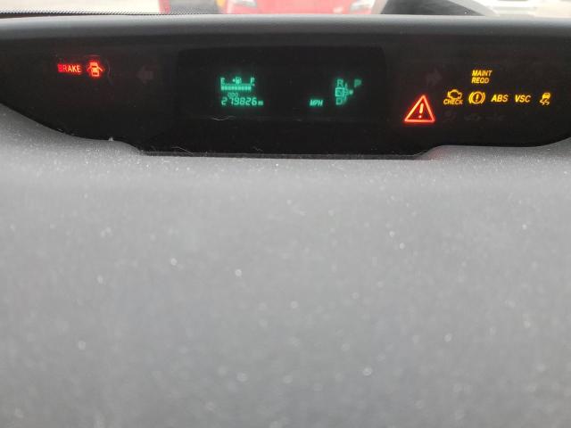 Photo 9 from auction – 2005 TOYOTA PRIUS with VIN JTDKB20U953073746