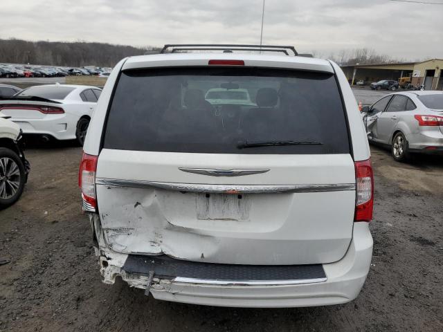 Photo 6 from auction – 2015 CHRYSLER TOWN & COU with VIN 2C4RC1BG6FR589603