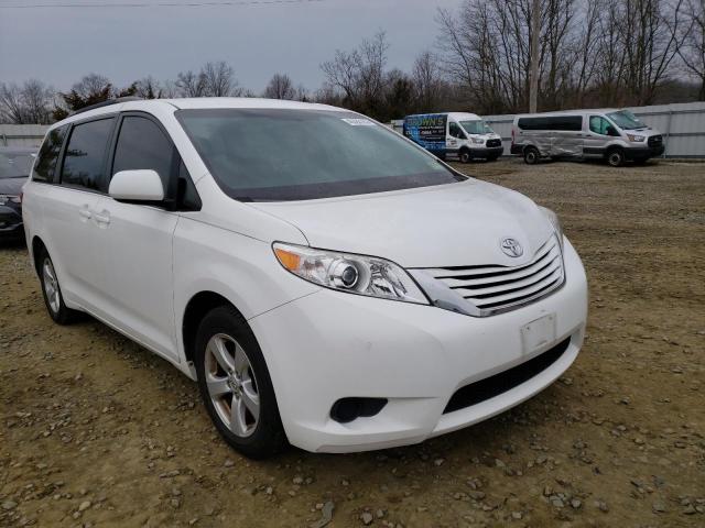 Photo 4 from auction – 2016 TOYOTA SIENNA LE with VIN 5TDKK3DC5GS764782