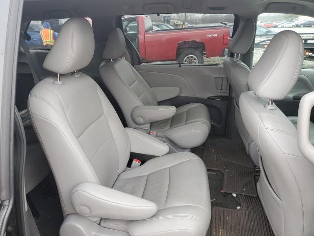 Photo 11 from auction – 2017 TOYOTA SIENNA XLE with VIN 5TDDZ3DC8HS178650