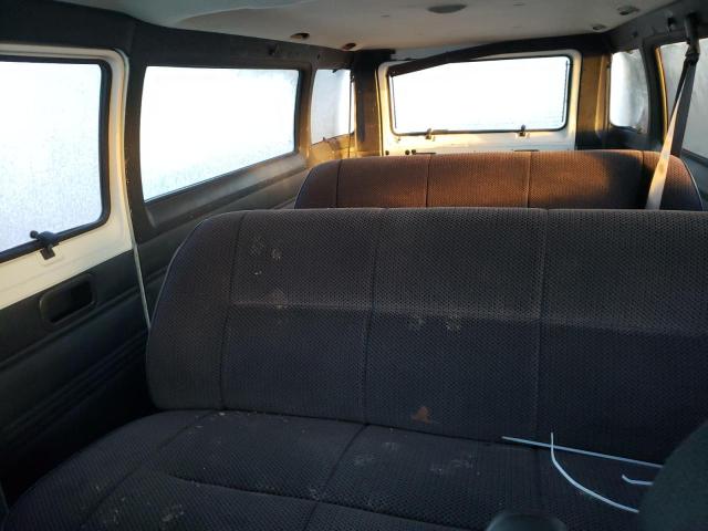 Photo 10 from auction – 2001 DODGE RAM WAGON with VIN 2B5WB35Z51K540286