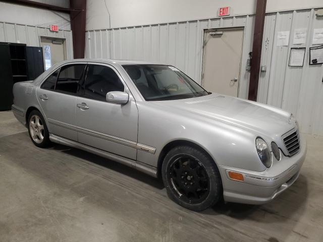 Photo 4 from auction – 2000 MERCEDES-BENZ E 430 with VIN WDBJF70J4YB123982