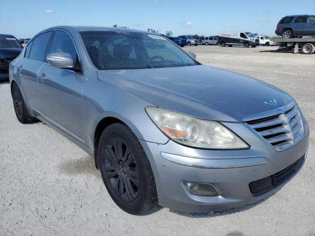 Photo 4 from auction – 2011 HYUNDAI GENESIS 4. with VIN KMHGC4DFXBU120388