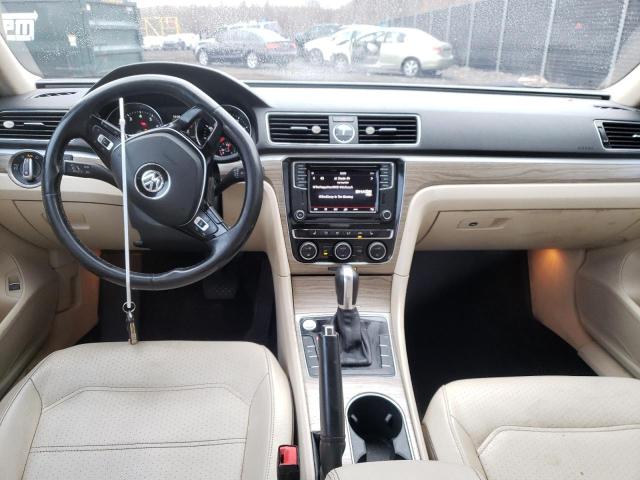 Photo 8 from auction – 2017 VOLKSWAGEN PASSAT SE with VIN 1VWGT7A34HC044484