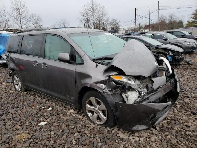 Photo 4 from auction – 2012 TOYOTA SIENNA LE with VIN 5TDKK3DC6CS178229