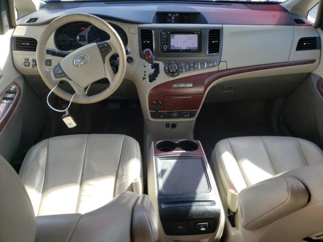 Photo 8 from auction – 2013 TOYOTA SIENNA XLE with VIN 5TDYK3DC4DS337437