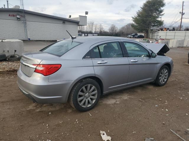 Photo 3 from auction – 2014 CHRYSLER 200 TOURIN with VIN 1C3CCBBB8EN178848