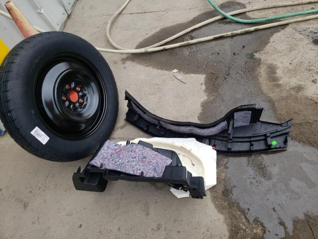 Zdjęcie 13 z aukcji – 2017 TOYOTA RAV4 LIMIT z VIN 2T3DFREV5HW642875