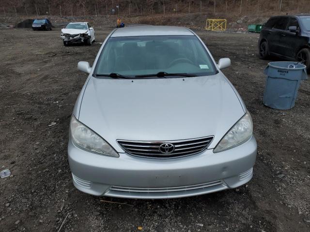 Photo 5 from auction – 2005 TOYOTA CAMRY LE with VIN 4T1BE32K55U616346