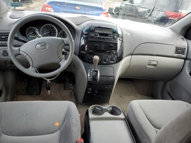 Photo 8 from auction – 2005 TOYOTA SIENNA LE with VIN 5TDBA23C95S047507
