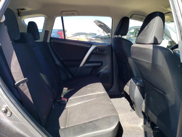 Photo 11 from auction – 2018 TOYOTA RAV4 LE with VIN JTMZFREV7JD122914