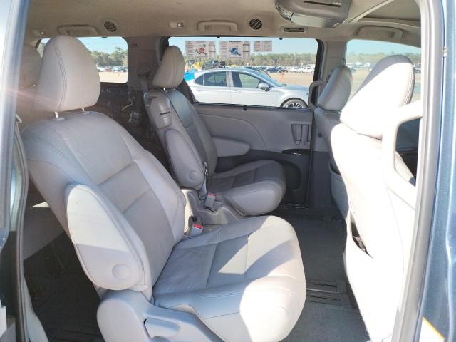 Photo 11 from auction – 2017 TOYOTA SIENNA XLE with VIN 5TDYZ3DC3HS777859