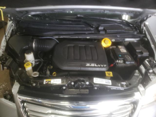 Photo 12 from auction – 2014 CHRYSLER TOWN & COU with VIN 2C4RC1CGXER373363