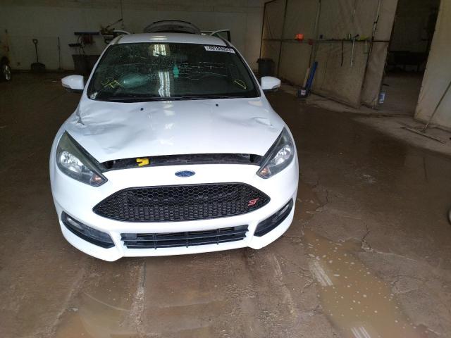 Photo 5 from auction – 2017 FORD FOCUS ST with VIN 1FADP3L96HL206089