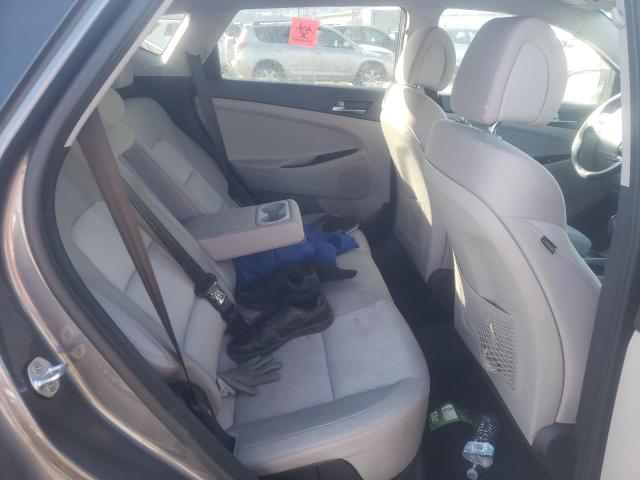 Photo 11 from auction – 2016 HYUNDAI TUCSON SE with VIN KM8J23A45GU126158