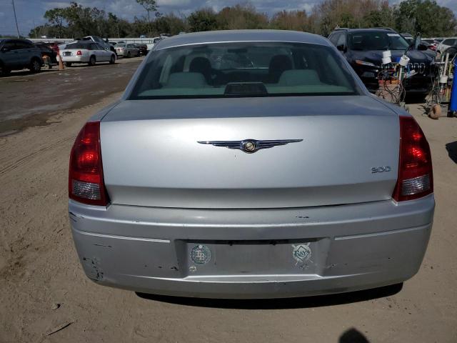 Photo 6 from auction – 2006 CHRYSLER 300 with VIN 2C3KA43R46H223447